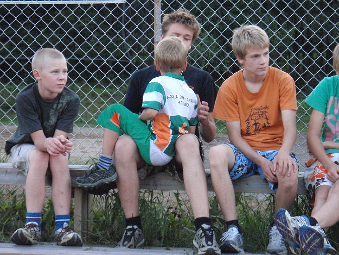 Leilla on kivoja kavereita.jpg